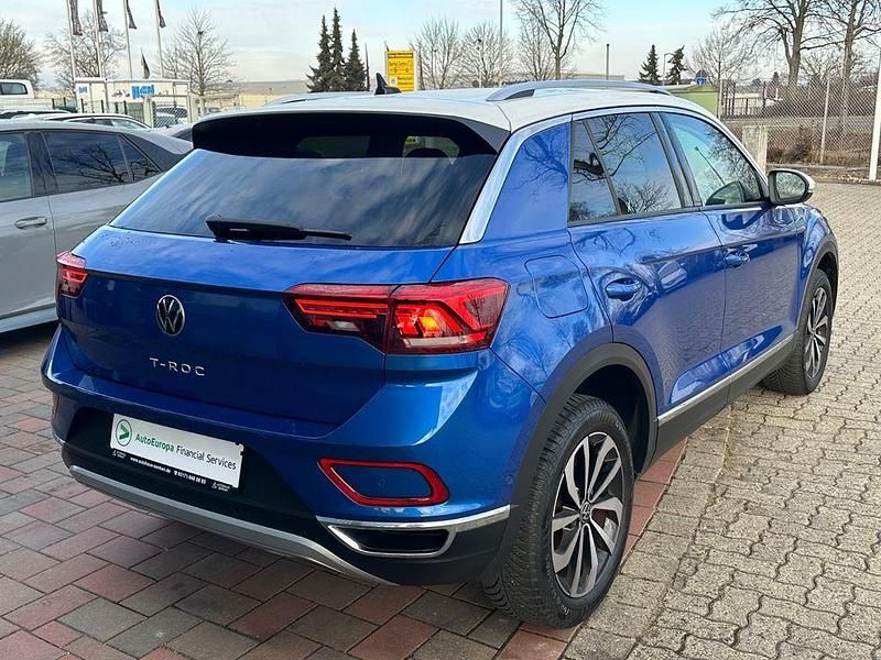 Gebraucht VW T-Roc Style 150 PS (110 kW) 2023 Blau SUV