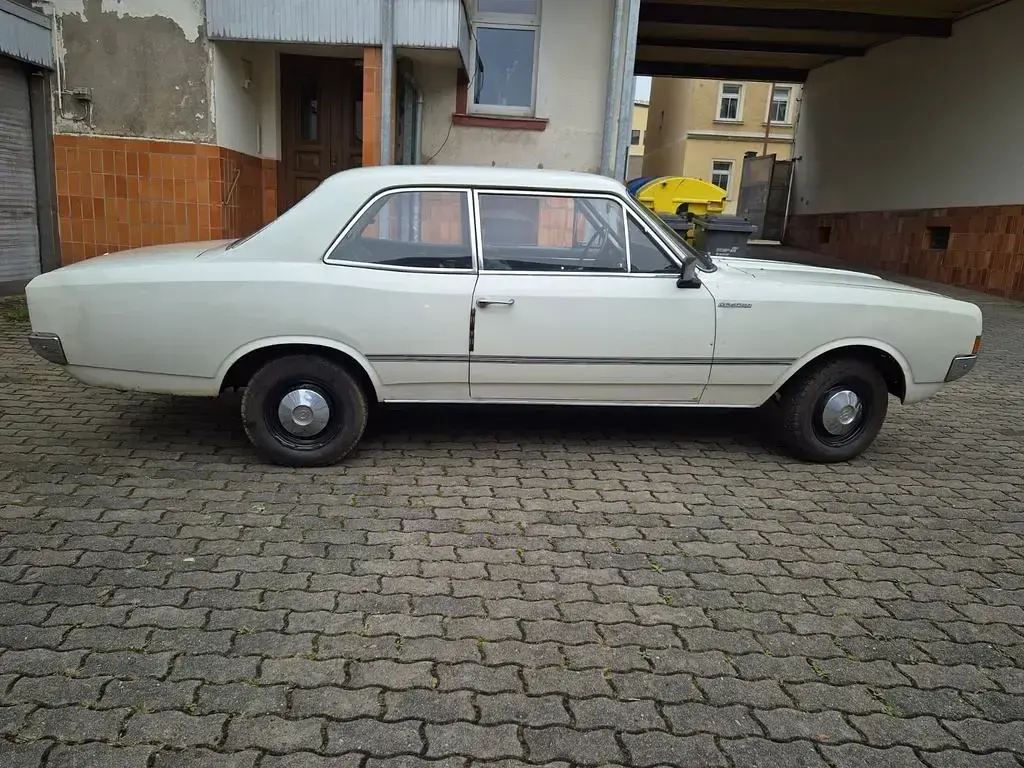 Gebraucht Opel Rekord S 75 PS (55 kW) 1967 Weiß Limousine