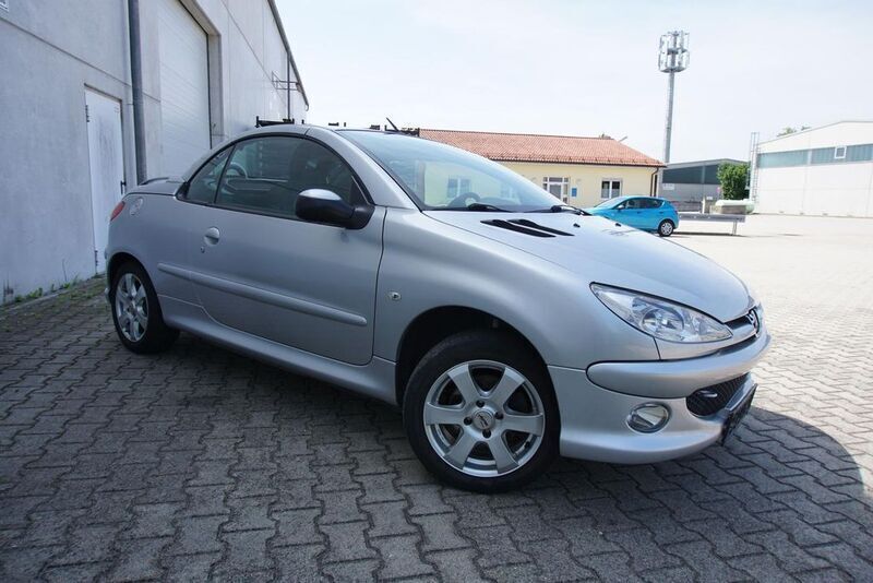Lackierung aluminiumgrau/metalliclackierung mit schutzlack Gebraucht 2006 Peugeot 206 CC Cabrio | 2.995 € (Teuer) - Bild 1/4