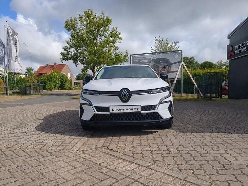 Gebraucht Renault Megane E-Tech Equilibre 96 kW (131 PS) 2022 Weiß Limousine