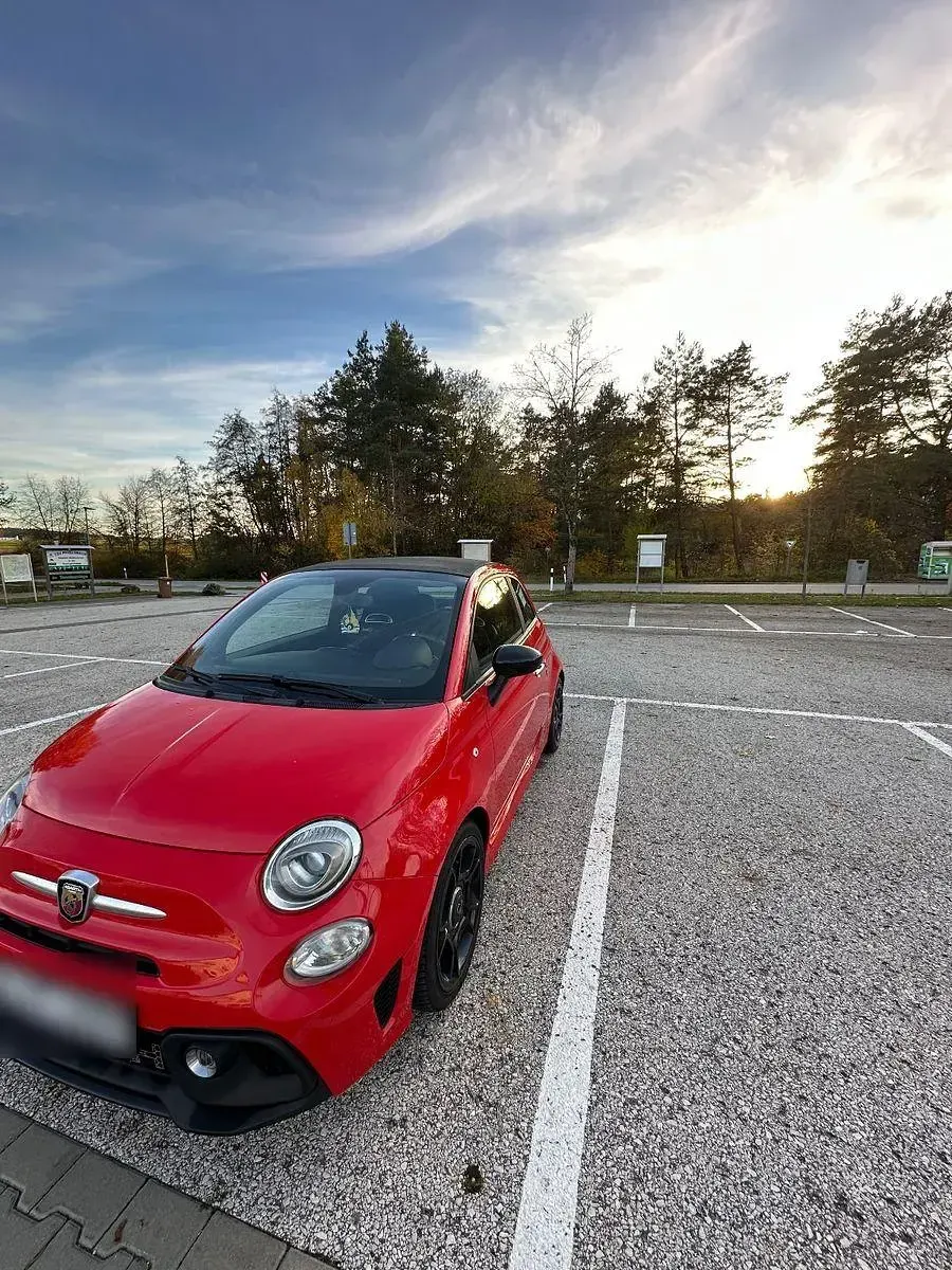 Gebraucht Abarth 595C Pista 160 PS (117 kW) 2018 Rot Cabrio