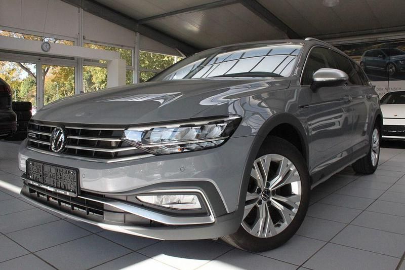 Gebraucht VW Passat Alltrack S 200 PS (147 kW) 2022 Grau Kombi