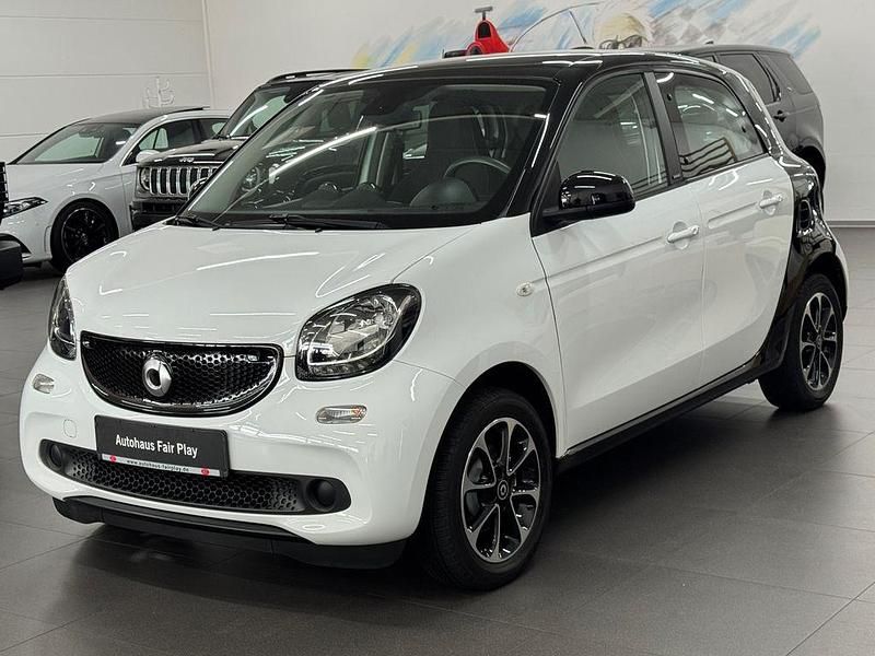 Gebraucht Smart ForFour Passion 71 PS (52 kW) 2016 Weiß Kleinwagen
