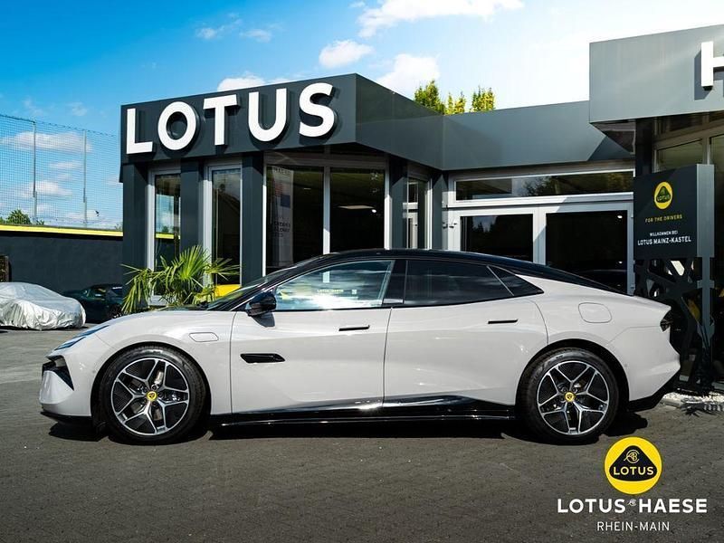 Neu Lotus Emeya 450 kW (612 PS) 2025 Grau Kleinwagen