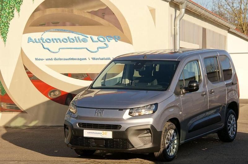 Artense grau Neu 2024 Fiat Doblò Van / Kleinbus | 23.440 € (Superpreis) - Bild 1/4