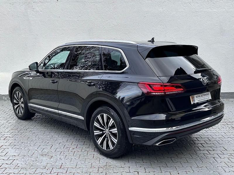 Gebraucht VW Touareg Elegance 231 PS (169 kW) 2019 Schwarz SUV