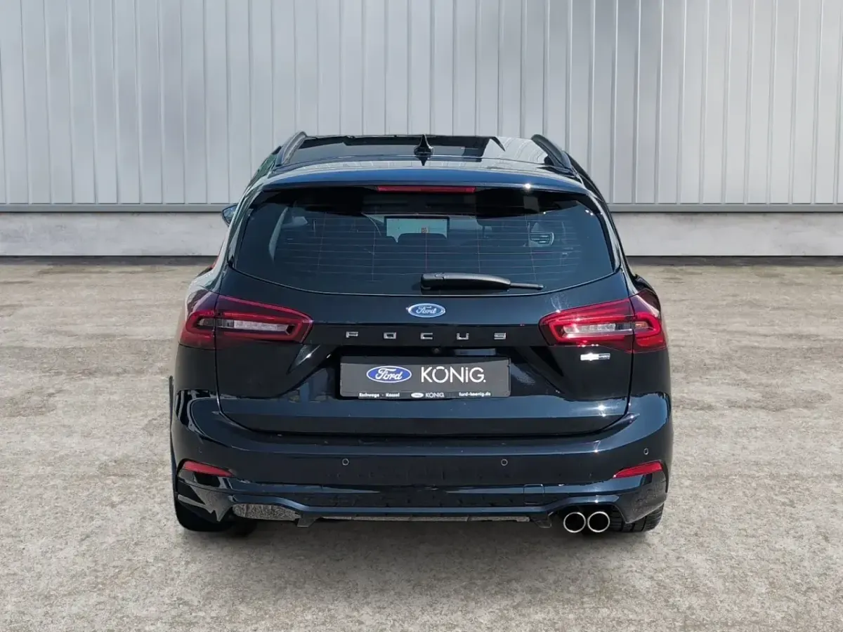 Gebraucht Ford Focus ST-Line 125 PS (91 kW) 2023 Schwarz Kombi
