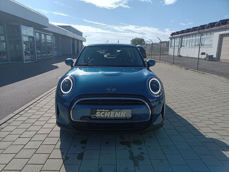 Blau Gebraucht 2022 Mini ONE Classic Kleinwagen | 20.500 € (Etwas zu teuer) - Bild 1/4