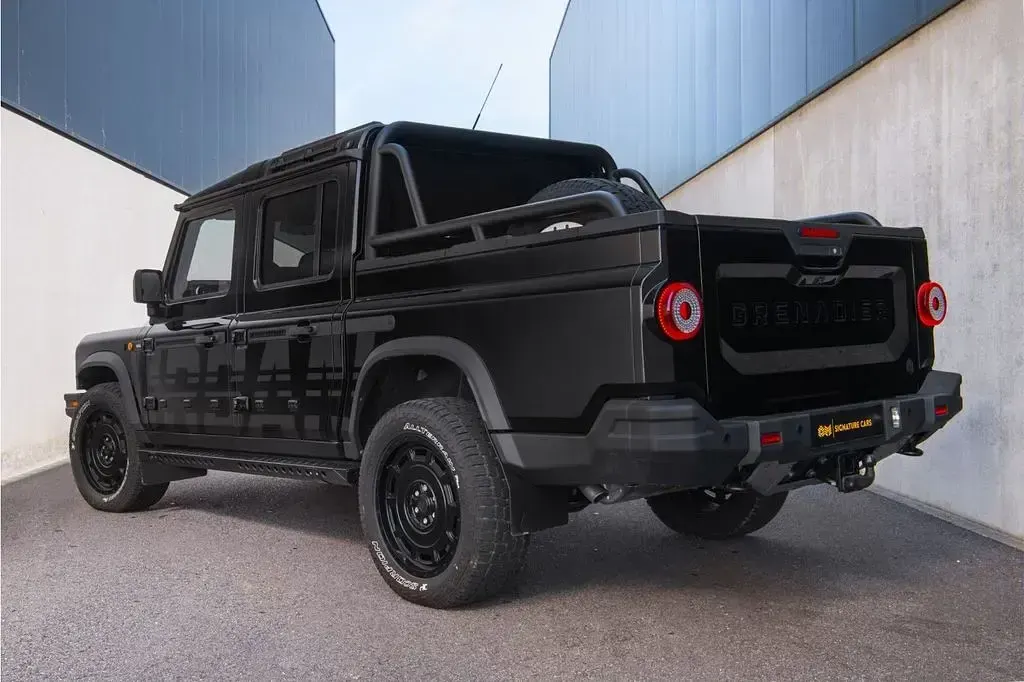 Gebraucht Ineos Grenadier 249 PS (183 kW) 2024 Schwarz Limousine