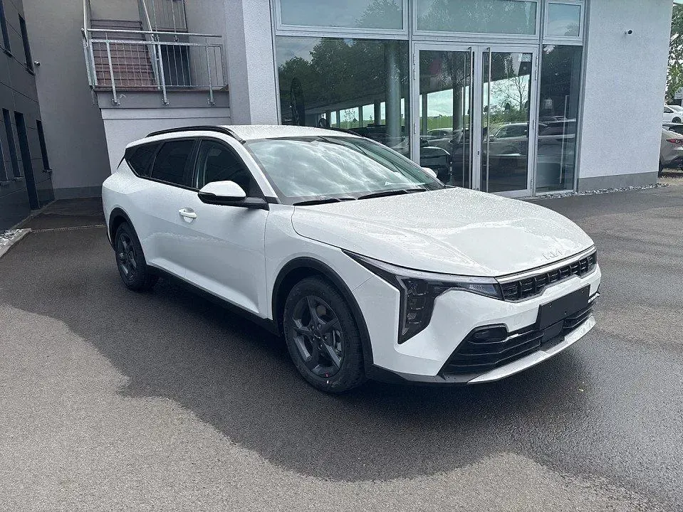 Neu Kia K4 Vision 150 PS (110 kW) 2026 Weiß Kombi
