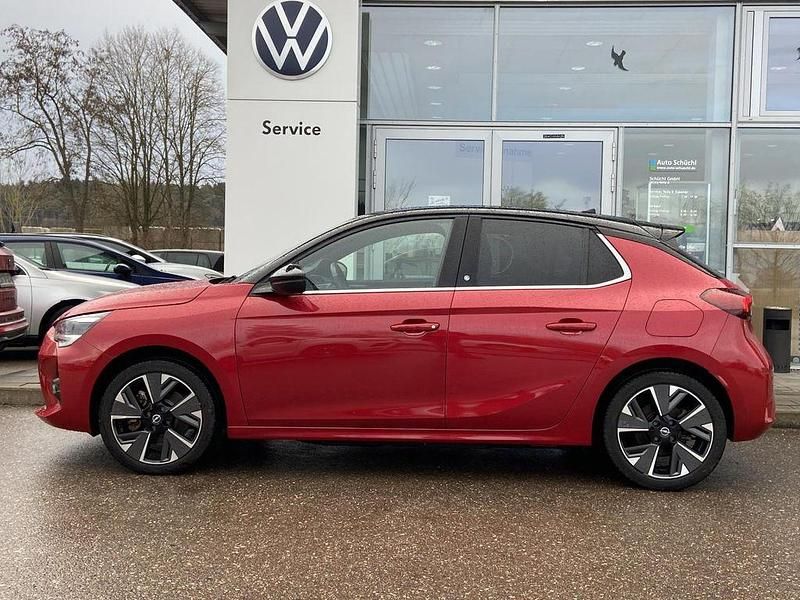Gebraucht Opel Corsa-e Ultimate 100 kW (136 PS) 2021 Rot Kleinwagen