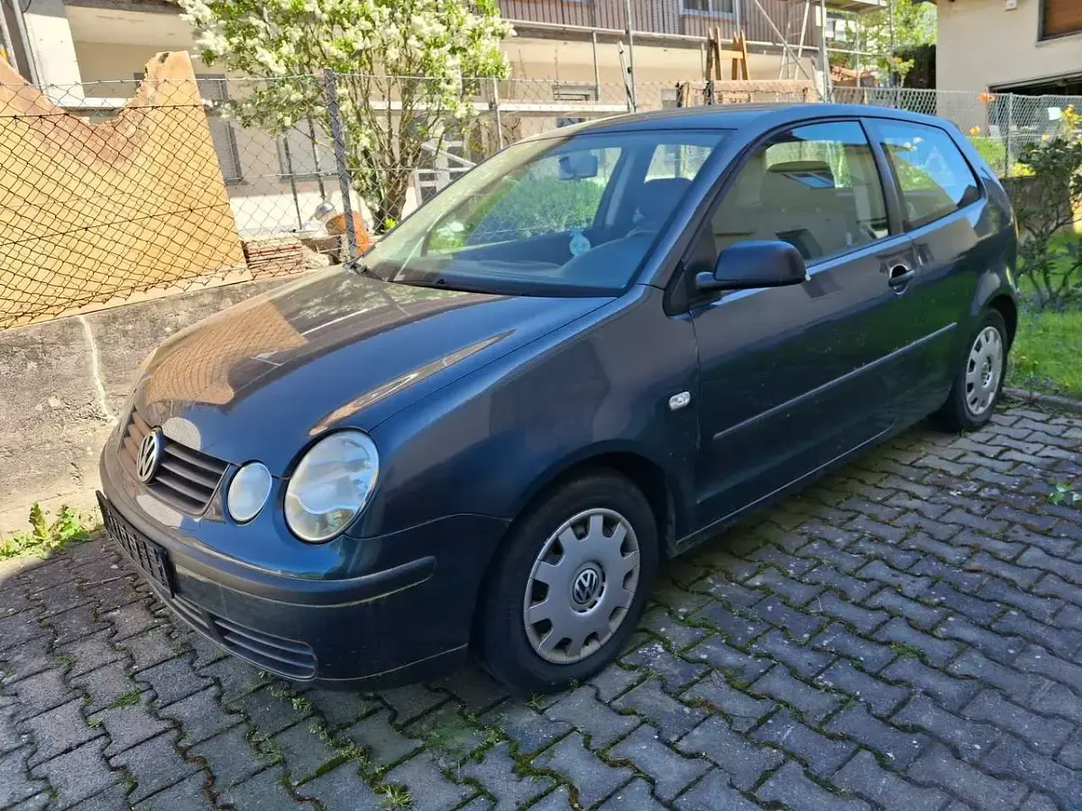 Gebraucht VW Polo 45 PS (33 kW) 2013 Blau Kleinwagen