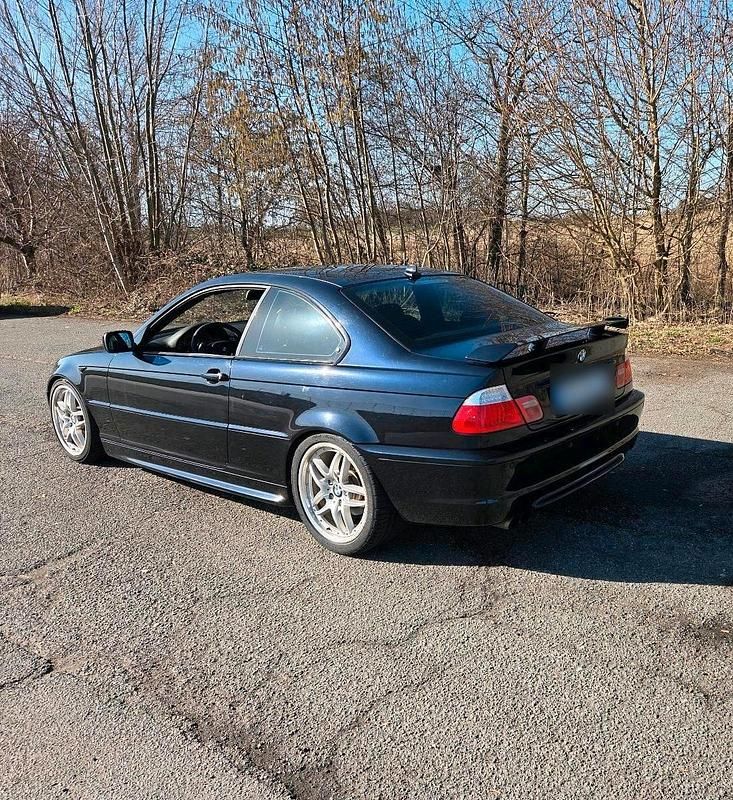 Gebraucht BMW 325 M Sport 192 PS (141 kW) 2003 Schwarz Coupé