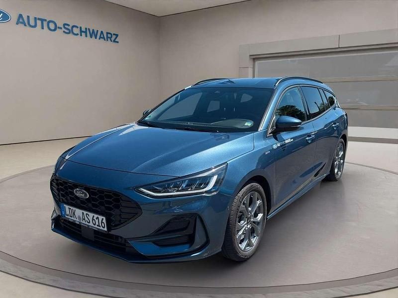 Chromablau metallic Gebraucht 2024 Ford Focus ST-Line Kombi | 23.750 € (Guter Preis) - Bild 1/4