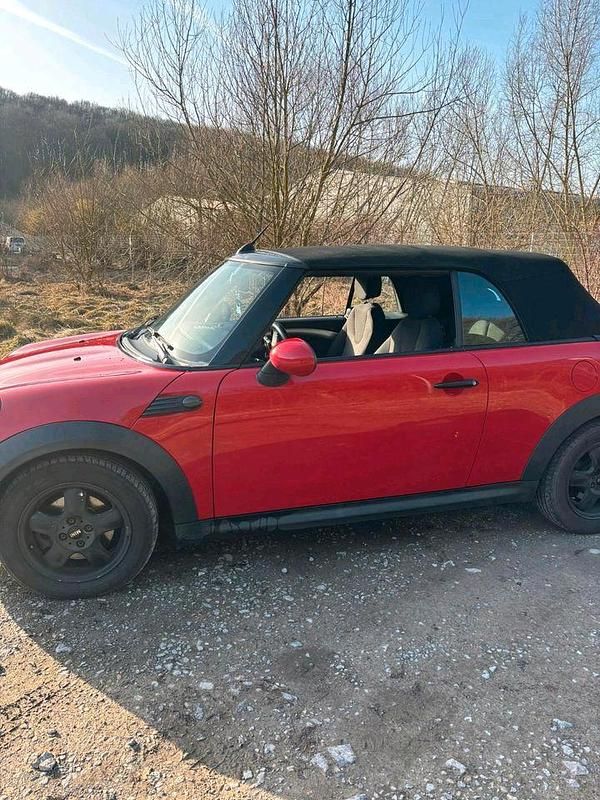Usata Mini Cooper Cabriolet 120 CV (88 kW) 2010 Rosso Cabrio