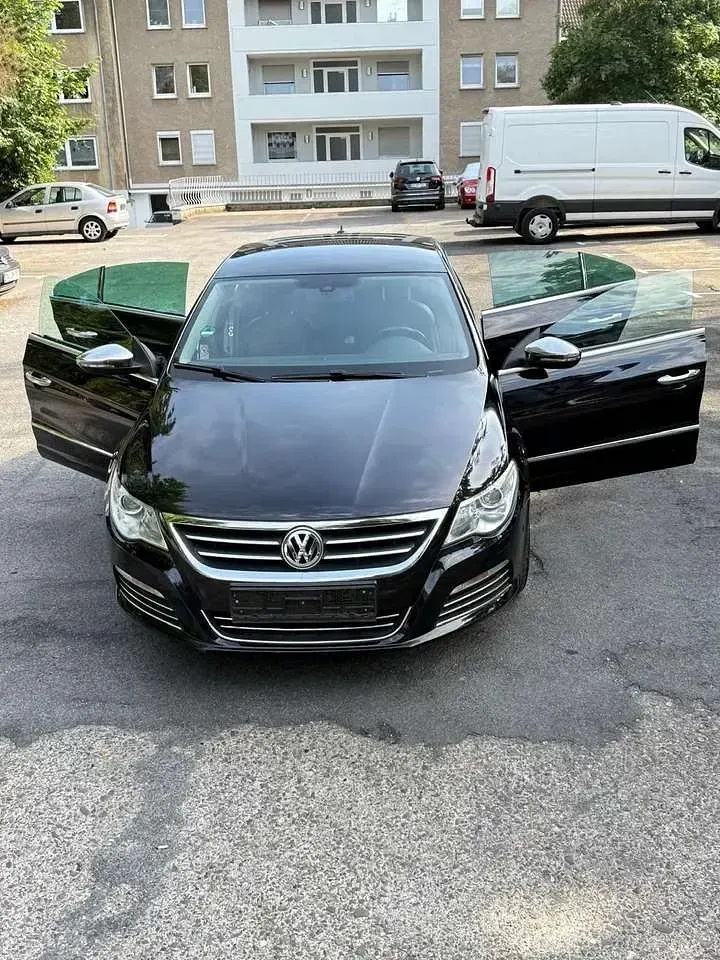 Gebraucht VW Passat Exclusive 160 PS (117 kW) 2011 Coupé