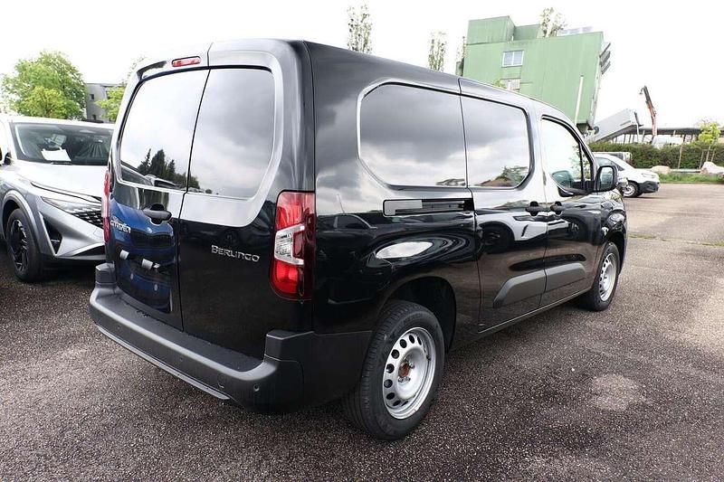 Neu Citroën Berlingo 131 PS (96 kW) 2025 Perla neraschwarz metallic Van / Kleinbus