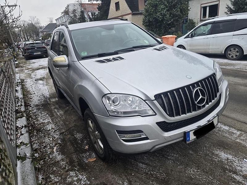 Gebraucht Mercedes ML280 190 PS (139 kW) 2008 SUV