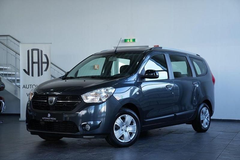 Gebraucht Dacia Lodgy Comfort 102 PS (75 kW) 2021 Grau Van / Kleinbus