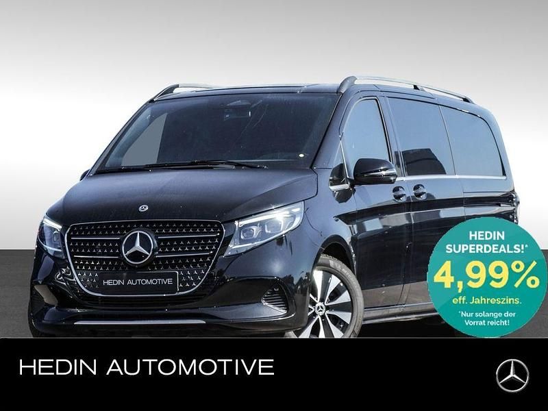 Schwarz Gebraucht 2024 Mercedes V300 Avantgarde Van / Kleinbus | 69.972 € (Teuer) - Bild 1/4
