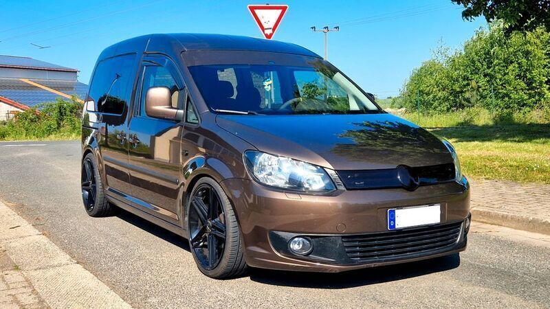 Gebraucht VW Caddy 140 PS (102 kW) 2013 Braun Van / Kleinbus