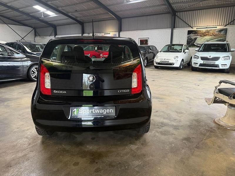 Gebraucht Skoda Citigo Active 60 PS (44 kW) 2019 Schwarz Kleinwagen