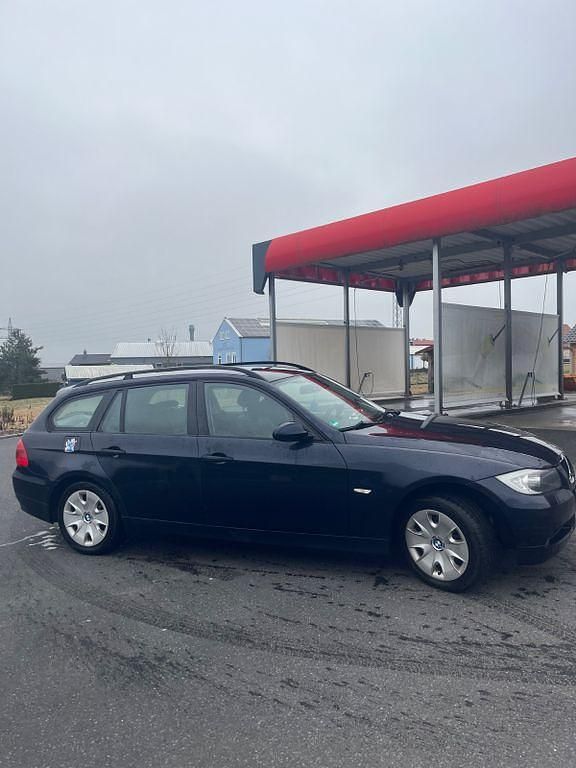 Gebraucht BMW 318 129 PS (94 kW) 2007 Kombi