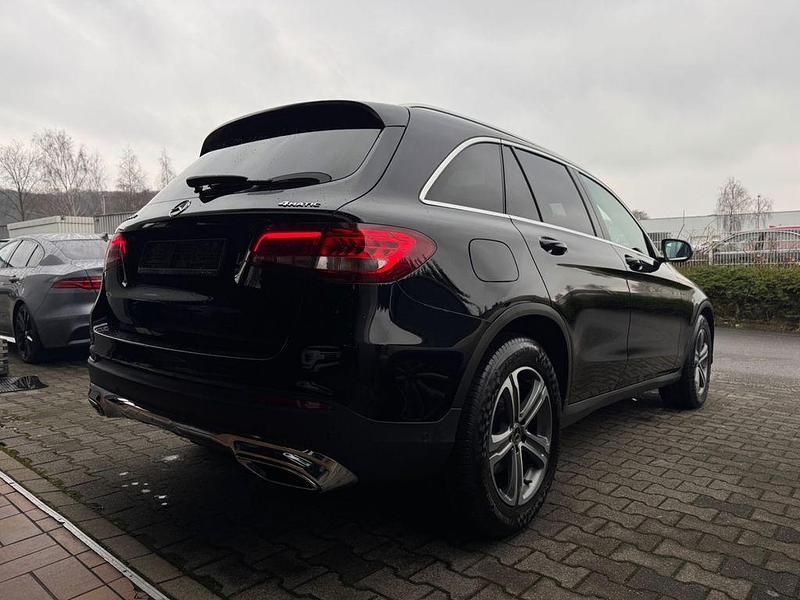 Gebraucht Mercedes GLC350 258 PS (189 kW) 2018 Schwarz SUV