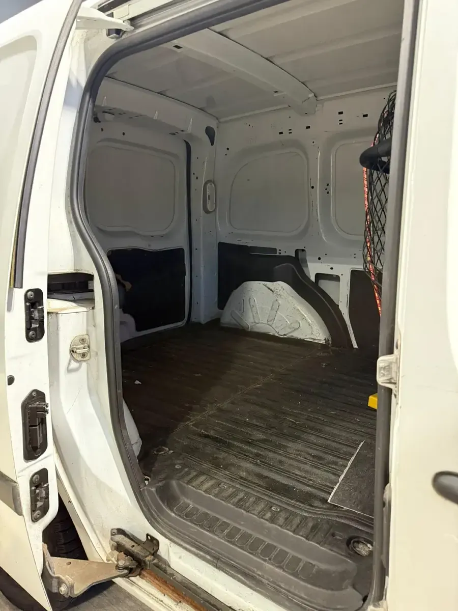 Gebraucht Renault Kangoo 90 PS (66 kW) 2010 Weiß