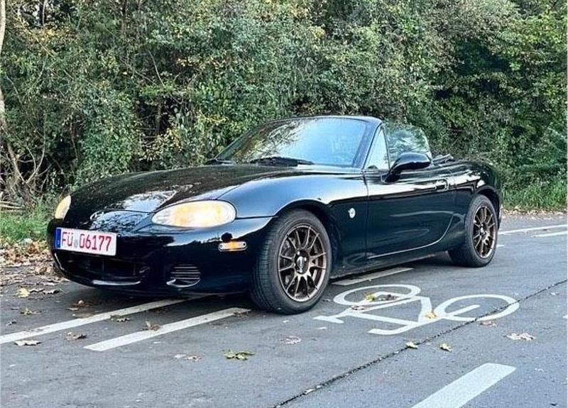 Schwarz Gebraucht 2001 Mazda MX5 Cabrio | 8.000 € (Teuer) - Bild 1/4