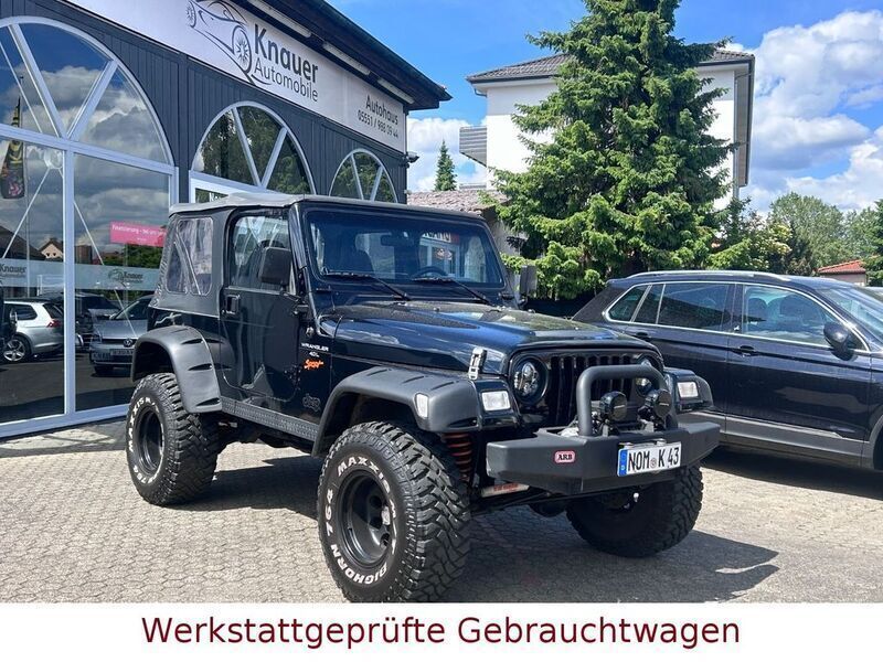 Schwarz Gebraucht 1998 Jeep Wrangler Sport SUV | 19.900 € (Teuer) - Bild 1/4