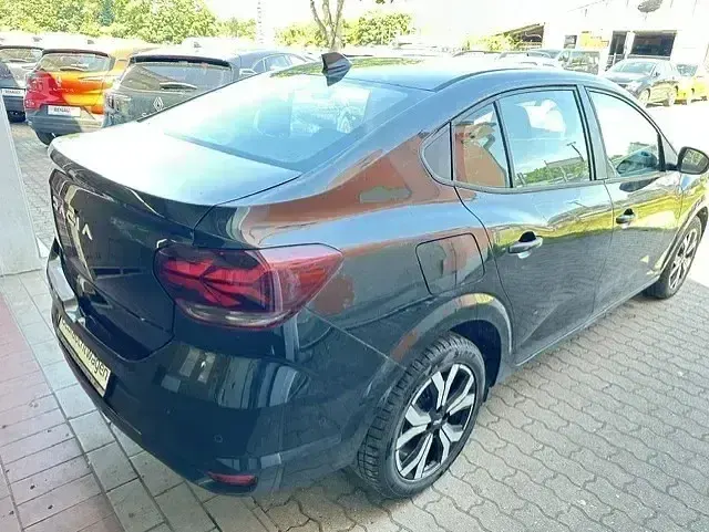 Gebraucht Dacia Logan 91 PS (66 kW) 2024 Schwarz Limousine