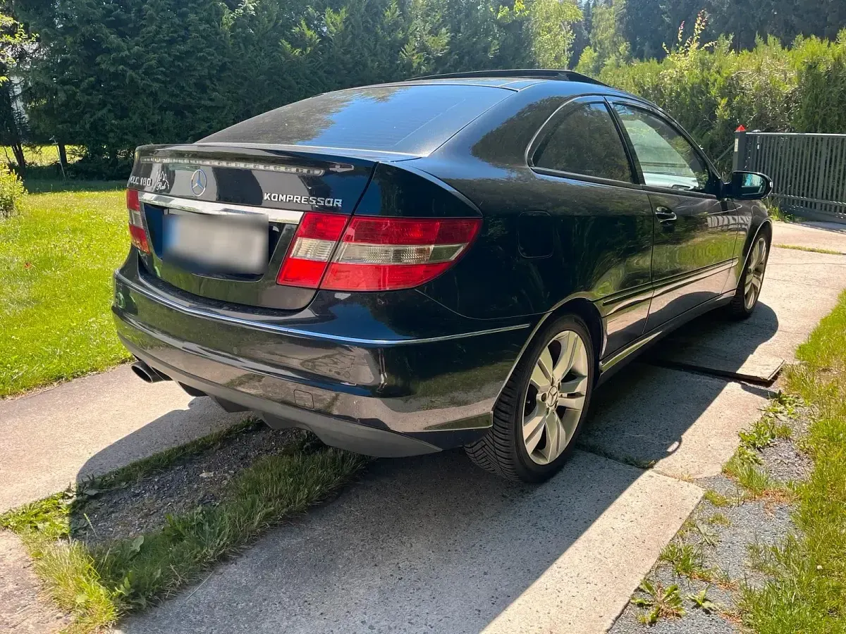 Gebraucht Mercedes CLC180 143 PS (105 kW) 2010 Schwarz Coupé