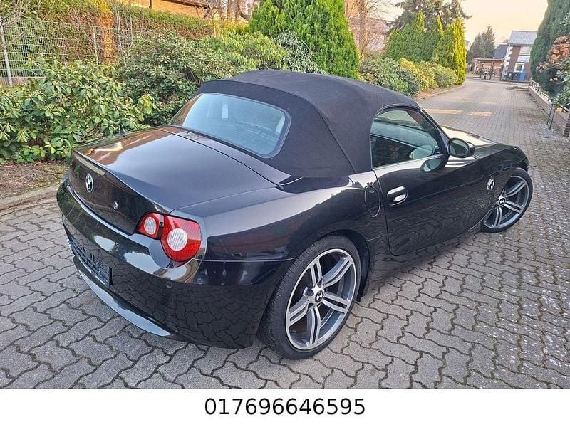 Gebraucht BMW Z4 Sport Line 231 PS (169 kW) 2005 Schwarz Cabrio