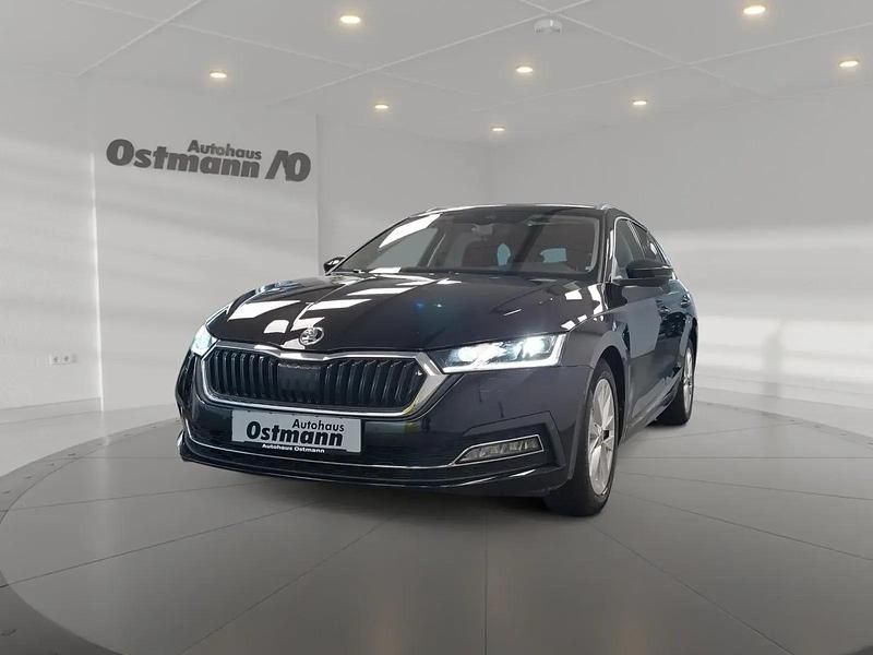 Schwarz Gebraucht 2022 Skoda Octavia Style Kombi | 26.420 € (Teuer) - Bild 1/4