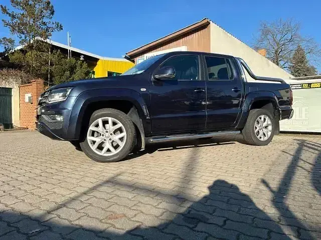 Używany VW Amarok Highline 224 KM (164 kW) 2017 Niebieski Pickup