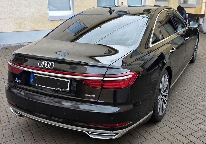 Gebraucht Audi A8 Ambiente 286 PS (210 kW) 2018 Schwarz Limousine
