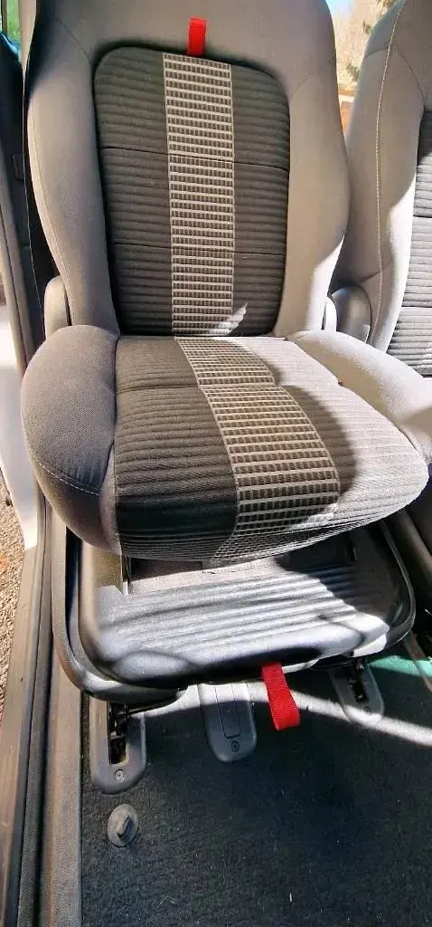 Second-hand VW Sharan 140 CP (102 kW) 2008 Argintiu Monovolum
