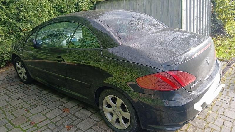 Schwarz Gebraucht 2007 Peugeot 307 CC Cabrio | 4.000 € (Fairer Preis) - Bild 1/4