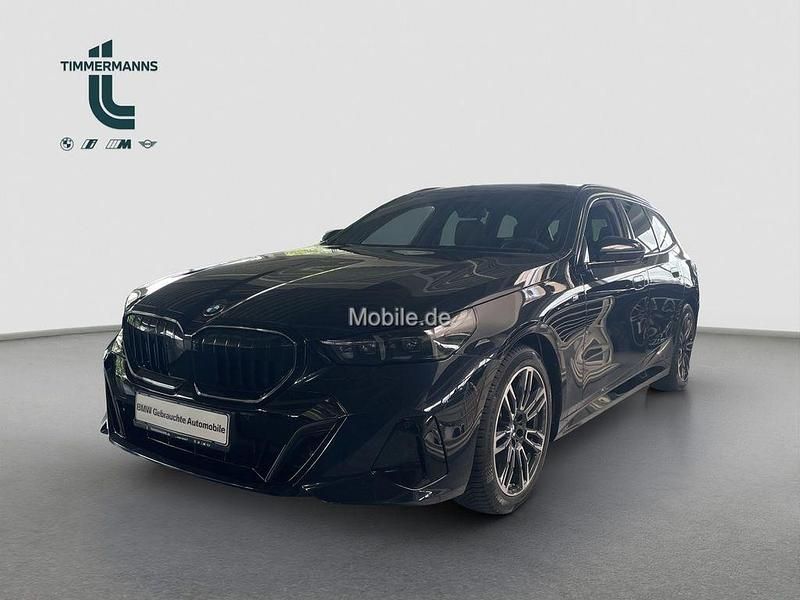 Schwarz Gebraucht 2025 BMW 520 M Sport Kombi | 53.980 € (Superpreis) - Bild 1/4