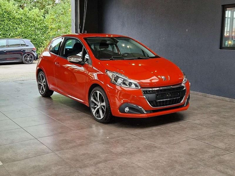 Orange Gebraucht 2015 Peugeot 208 Allure Kleinwagen | 9.999 € (Fairer Preis) - Bild 1/2
