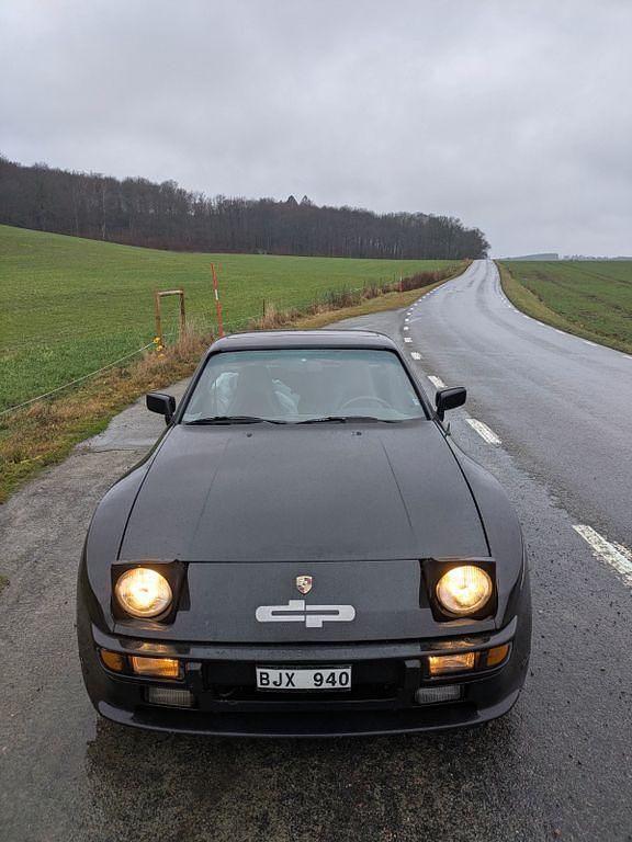 Schwarz Gebraucht 1985 Porsche 924 Coupé | 7.500 € - Bild 1/4