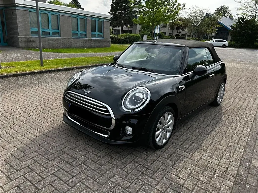Gebraucht Mini Cooper Chili 136 PS (100 kW) 2019 Schwarz Kleinwagen