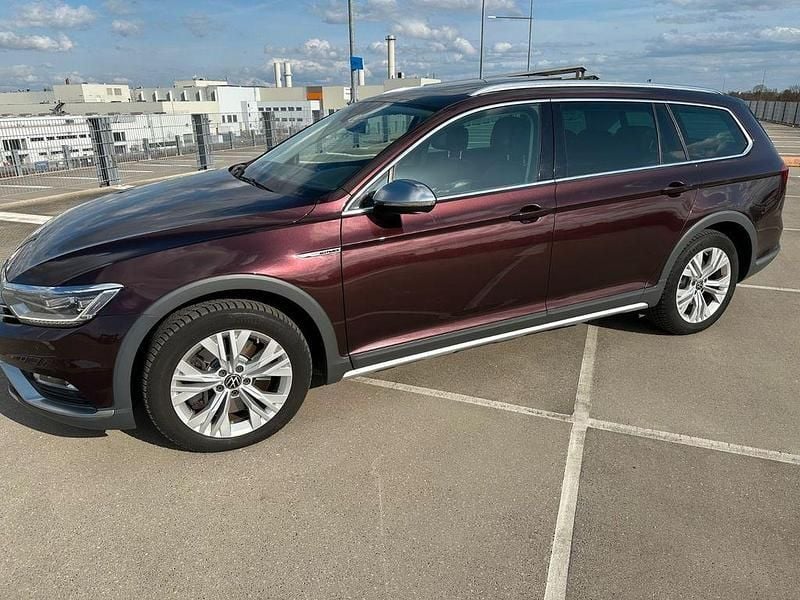 Gebraucht VW Passat Alltrack 239 PS (175 kW) 2016 Kombi