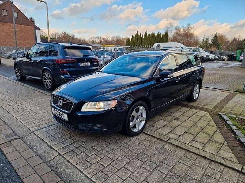 Schwarz Gebraucht 2010 Volvo V70 Summum Kombi | 7.790 € (Fairer Preis) - Bild 1/4