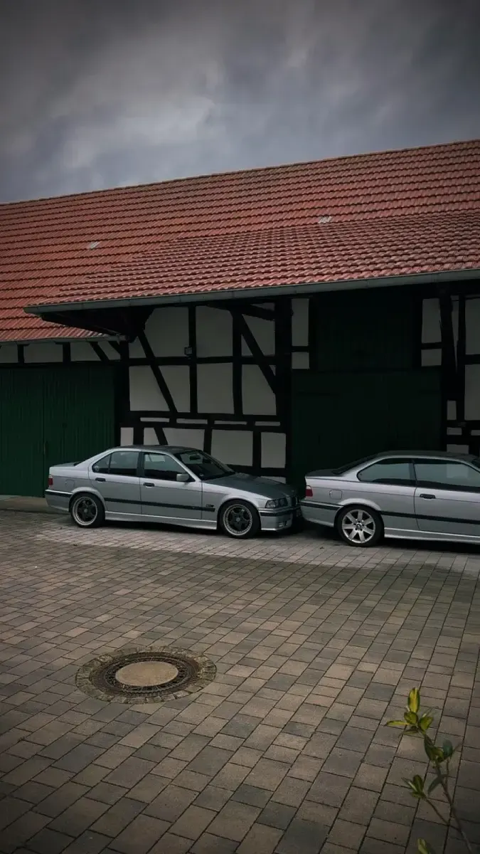 Gebraucht BMW 323 170 PS (125 kW) 2007 Silber Limousine