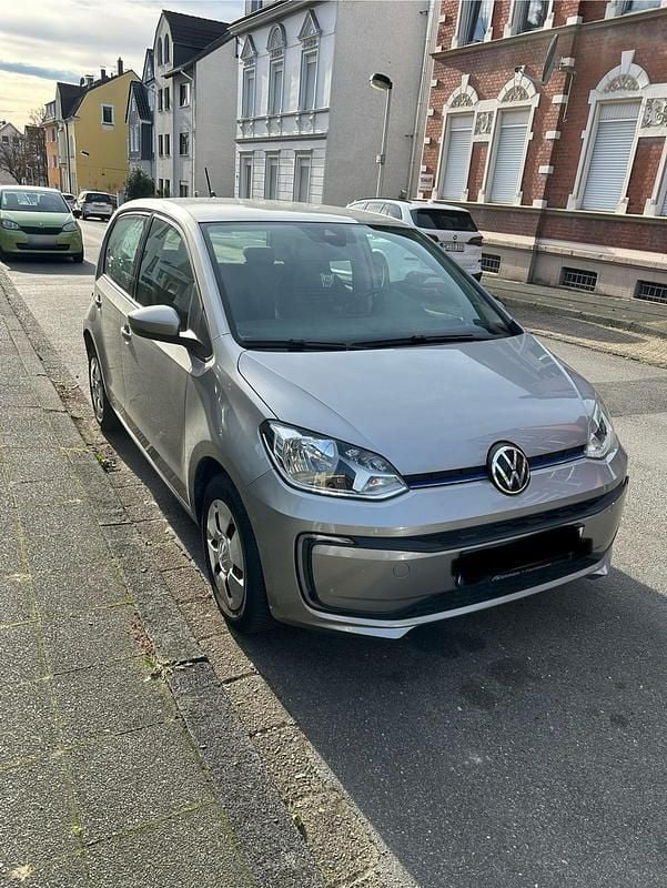 Gebraucht VW e-up! 61 kW (83 PS) 2021 Silber Kleinwagen
