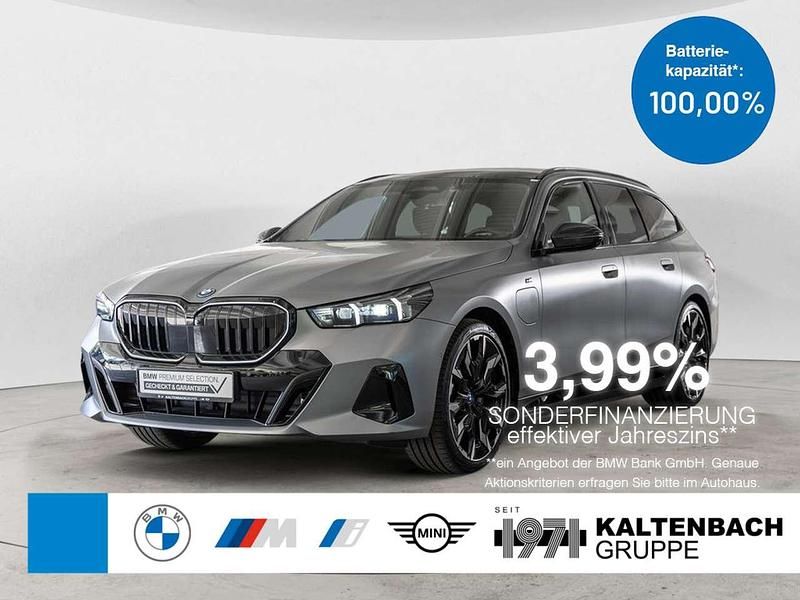 Grau Gebraucht 2024 BMW 530 M Sport Kombi | 76.290 € - Bild 1/2