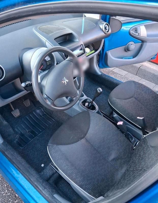 Gebraucht Peugeot 107 68 PS (50 kW) 2009 Blau Kleinwagen
