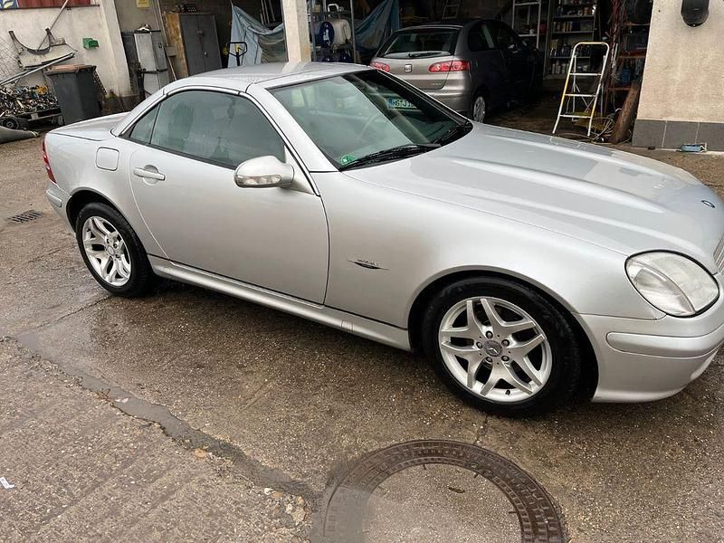 Gebraucht Mercedes SLK200 Edition 163 PS (119 kW) 2004 Silber Cabrio